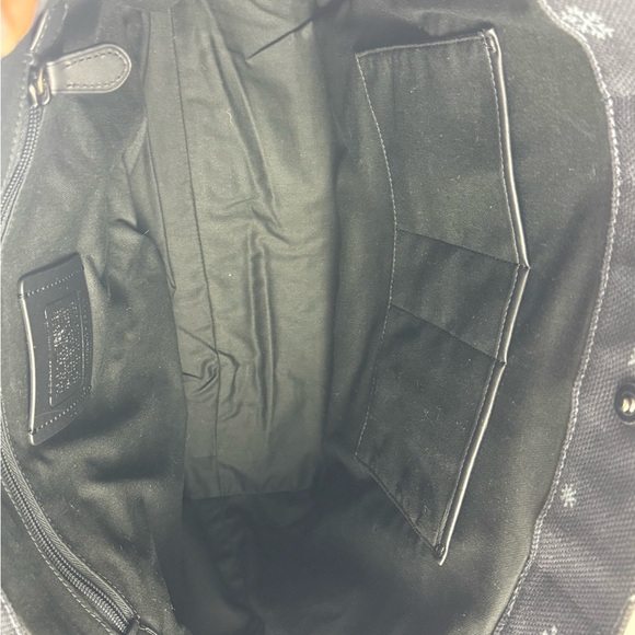 Coach X Peanuts Tote Bag 38 With Snoopy Ski Motif - Picture 12 of 17